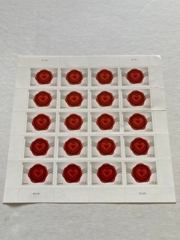 20 stamps USPS ( 1 SHEET ) FIRST CLASS FOREVER HEARTS Sealed With Love 2012 US