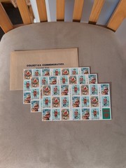 60 CHRISTMAS SANTA & CHILDREN 32¢ US Postage Stamps. USA 3008-3011