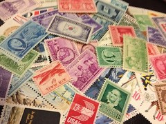 10 MNH Different Vintage US stamps in glassines buy 8 get 7 FREE..FREE STAMPS