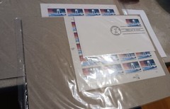 PAIR SEALED WRAP 20 NATIONAL WORLD WAR II MEMORIAL STAMPS 37 CENT FACE MNH w ENV