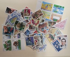 Vintage U.S Stamps Singles – Various Denomination – 402 Stamps Total 