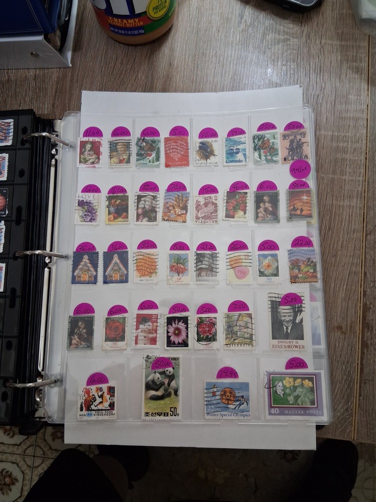 ASSORETED POSTAGE STAMPS
