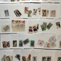 United States Stamps in 68 Envelopes 98 different Stamps Scott #2000’s SEE LIST»