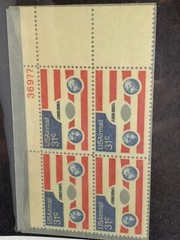 U.S. Stamp #C90 – 31c PLANE & GLOBES AIRMAIL Block of 4 Unused VG – Mint