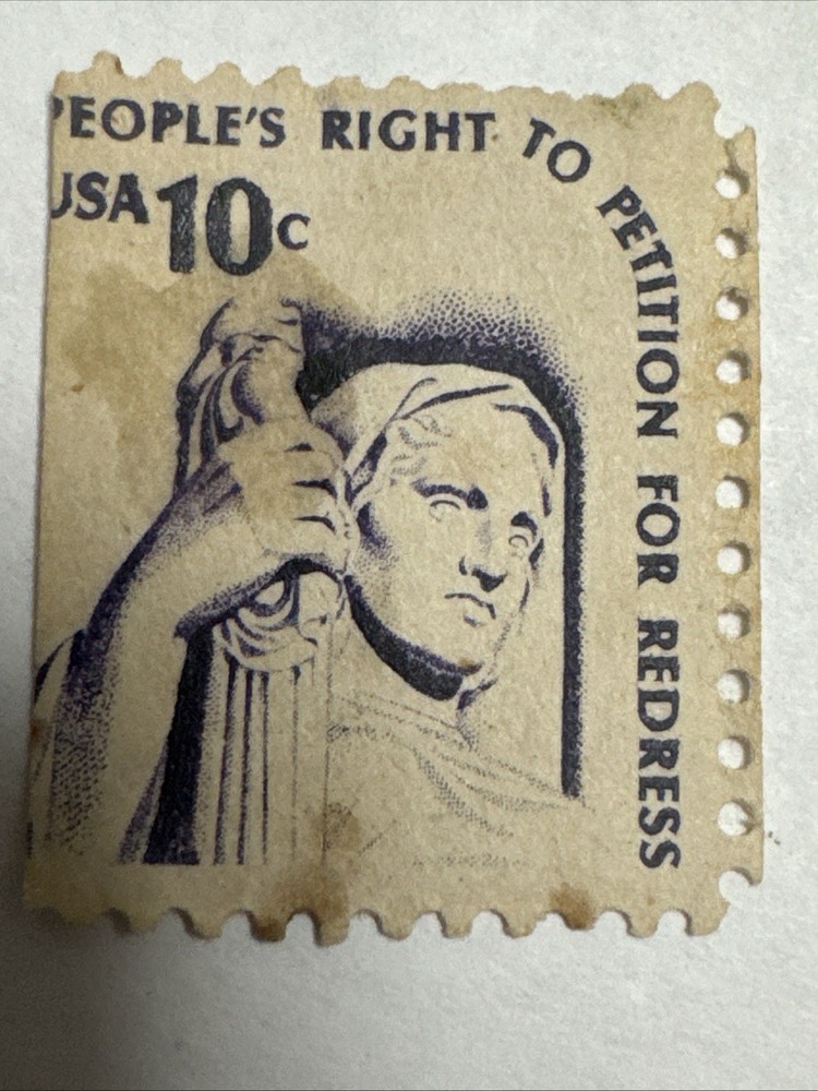 1 Stamp 1977 10c Americana Series: Justice, Imperf. Error