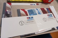 PAIR SEALED WRAP 20 NATIONAL WORLD WAR II MEMORIAL STAMPS 37 CENT FACE MNH w ENV