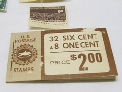 LOT OF 20 MIXED DENOMINATION US STAMPS & 1 STAMP BOOKLET