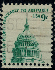 USA – 1975 – Americana Issue – Capitol Dome – 9¢ – #3423