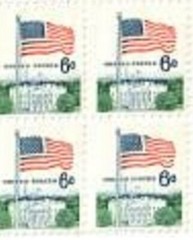 WHITE HOUSE & FLAG–Block of 4 Collectible Unused 1970 Stamps-FREE SHIP
