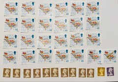 Unused United Kingdom Great Britain Queen Elizabeth Christmas Stamps x37