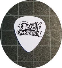 OZZY OSBOURNE LOGO SINGLE GUITAR PICK