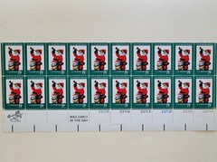 1972 Christmas Santa Claus With Bag and Horn #1472 8c Plate Block of 20 US MNH