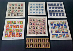 USPS MINT NH VINTAGE CHRISTMAS CARD SANTA FROSTY POSTAGE STAMP SHEETS $53+ F.V.