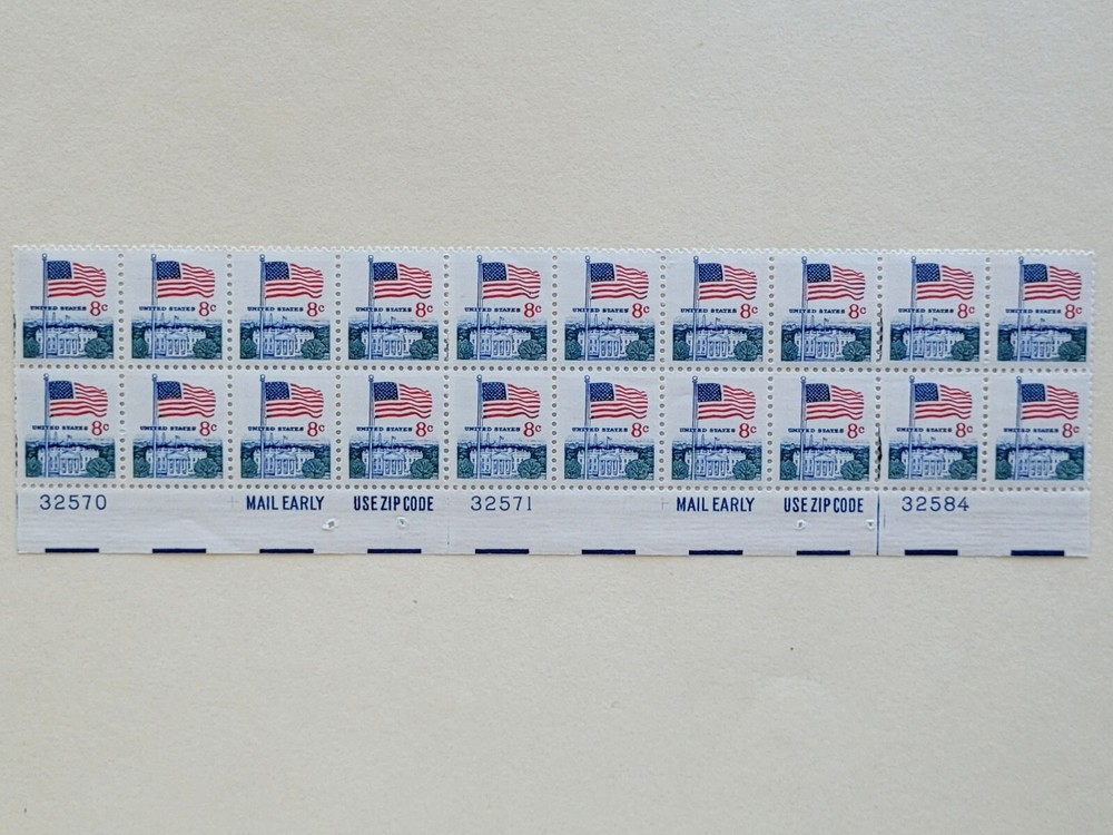 US Flag and White House Stamp 8c Plate Block of 20 Scott#1338F MNH