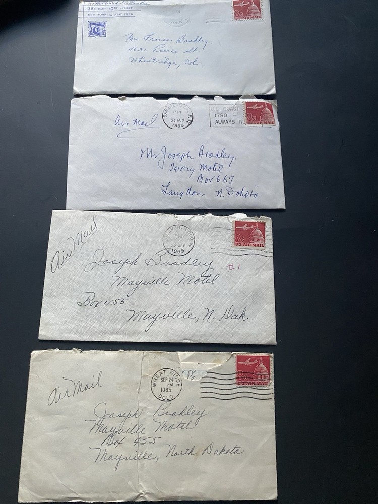 Vintage Us Air Mail Red 8 Cent Postal Stamp On 4 Covers Material Unknown